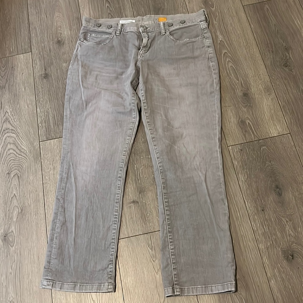 Pilcro size 30 straight ankle/crop jeans